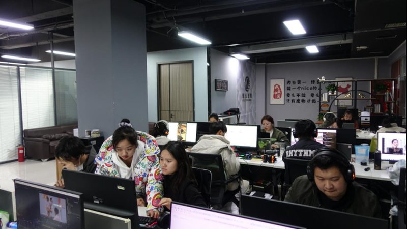 传媒公司做抖音培训课程，别让“卖课”毁了你的人设